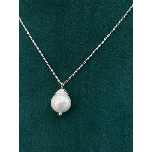 Professional manufacturer Party Pearl Medium Round Pearl Pendant Gift White Round 925 Silver Pearl Pendant Necklace