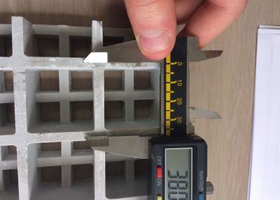 Assoalho plástico de superfície côncavo que raspa Grating da malha de 19x19/38x38mm FRP o mini