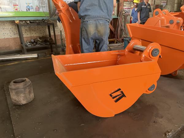 Customized Huitong Excavator Ditching Bucket for 12 Ton Excavators CE Certified Q355B Material
