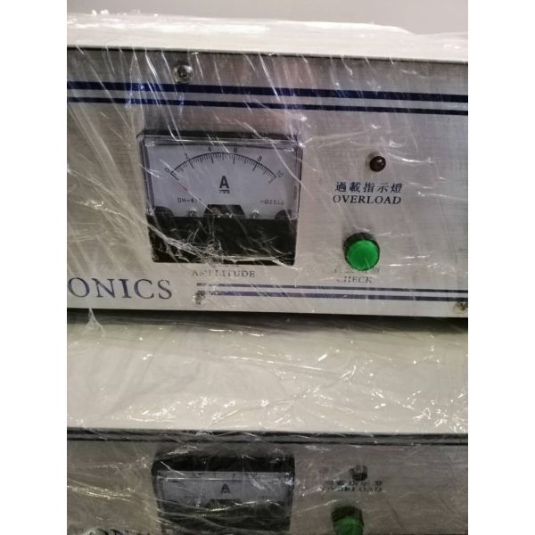 generador 2600W + transductor + cuerno de la soldadura para la máscara N95 que hace la máquina