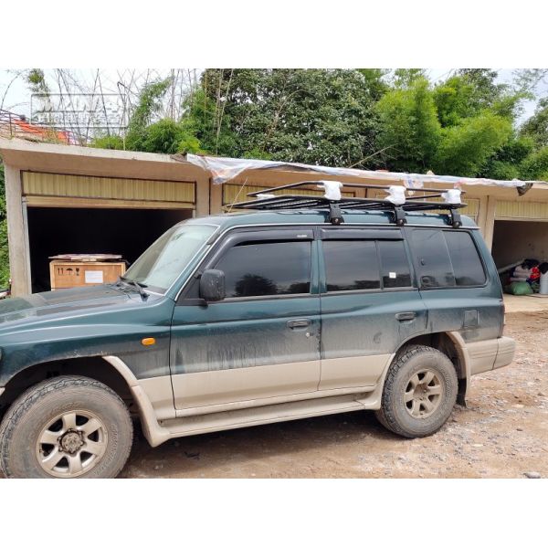 Black Steel Flat MITSUBISHI Roof Rack Pajero V31 V33 180x125mm