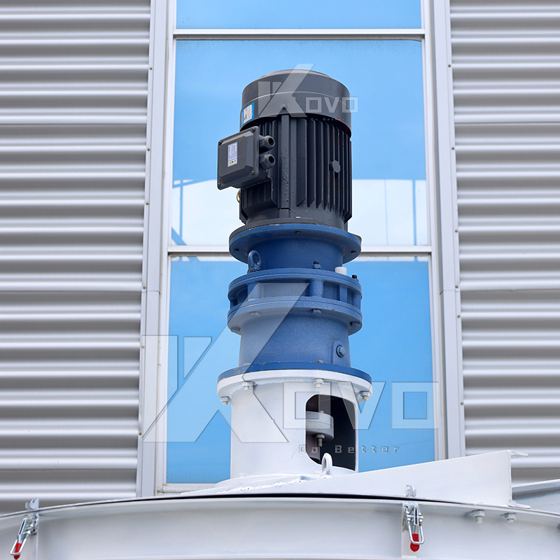 Soap-Making Steam-Heated External Coil Mixing & Saponification Tank with Stirrer