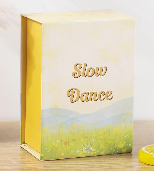 Custom Rectangular Magnetic Gift Boxes With Flip Lid Luxury Paper Packaging For Perfume Keychains And Birthday Gifts