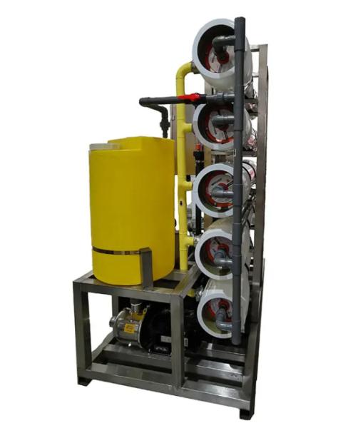 Système de désalinisation de l'eau de mer à filtration multi-média/ultrafiltration