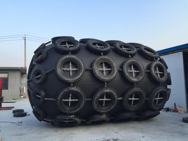 Marine Equipment Pneumatic Rubber Fender Buoyancy Yokohama Type
