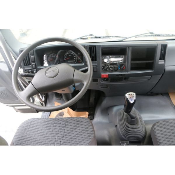 ISUZU VC46 Trailer Tractor Head Truck 10 Wheeler 6X4 450HP High Performance