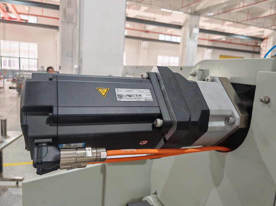 CC1200  Thick Cardboard Paper punching machine Heavy-Duty Thick Cardboard · Wide-Format Multi-Application Die Cutting
