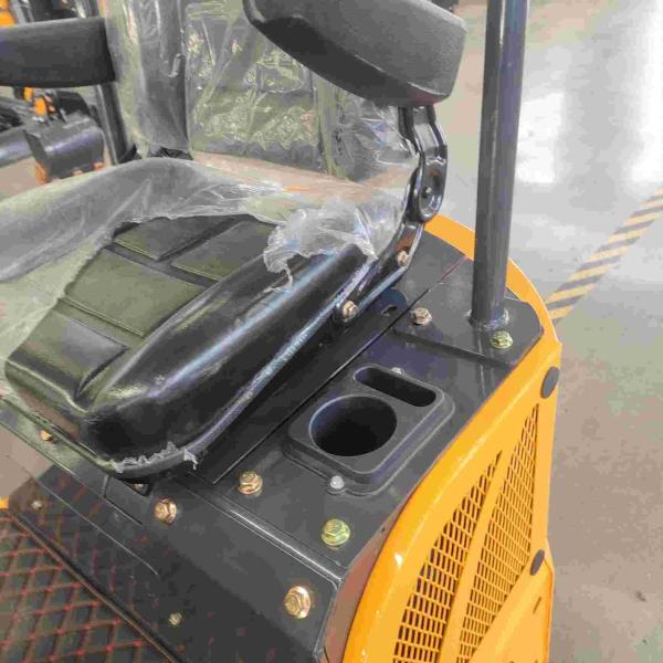 Energy Efficiency Electric Mini Digger Excavator 0.8 T Small Digger