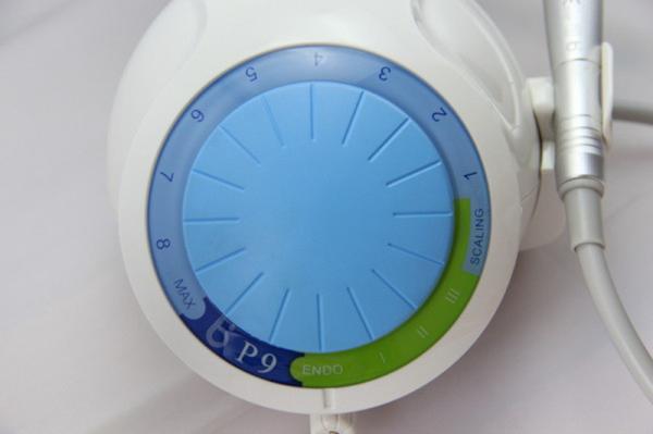 Fonte de água dental ultrassônica luxuosa da máquina do Scaler de P9 P10 auto para o EMS