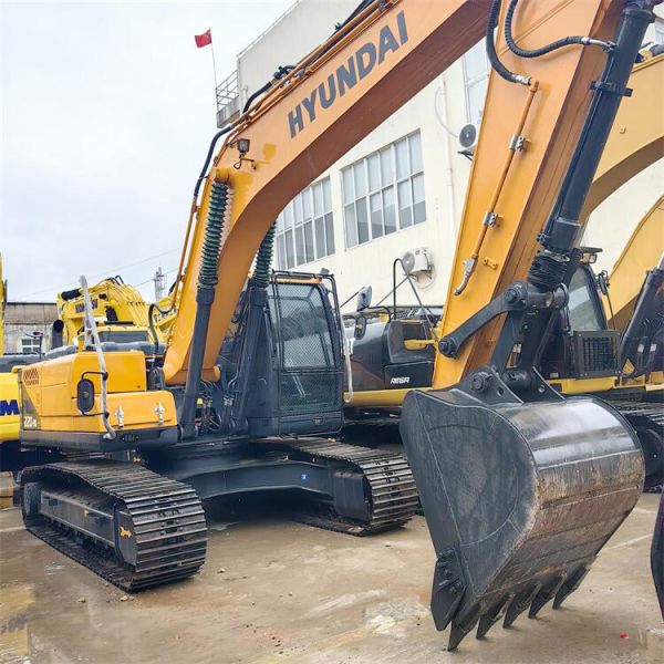 Excavadoras hidráulicas de 20 toneladas usadas Hyundai 220 en venta promocional