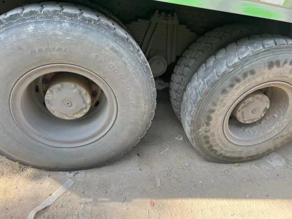 Used SAIC Hongyan 430hp dump truck
