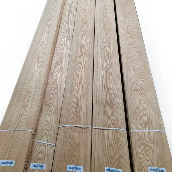 Горячая продажа Crown Cut Mountain Grain Chinese Ash Wooden Veneer для деревянных стульев