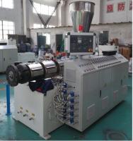 Ligne de production de tuyaux d'eau en PVC plastique, machine de fabrication de tuyaux en PVC avec extrudeuse haute performance à des prix attractifs