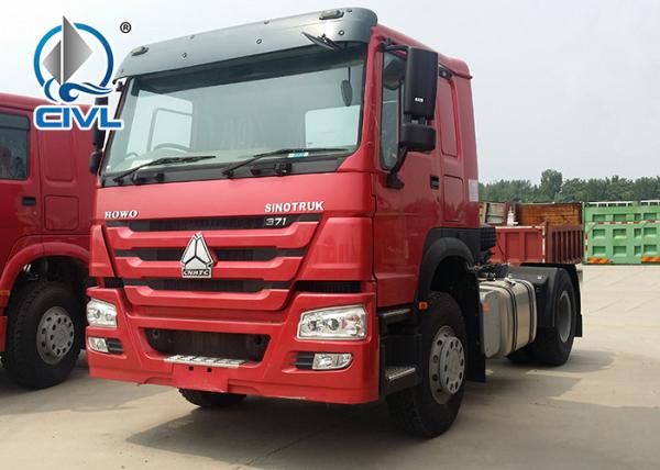 SINOTRUK  371HP 15 Ton Prime Mover Truck in Green Manual Unloading Diesel Trucks  Global Machine