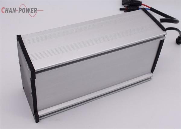 6m - 10m Pole Outdoor Solar Street Lamps , CREE 60w Solar Energy Lamp