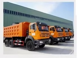 Iron 3 Axles 60 T Container Chassis Trailer Flat Bed Trailer Steel Truck Trailers Mobile Makeup Truck Trailer