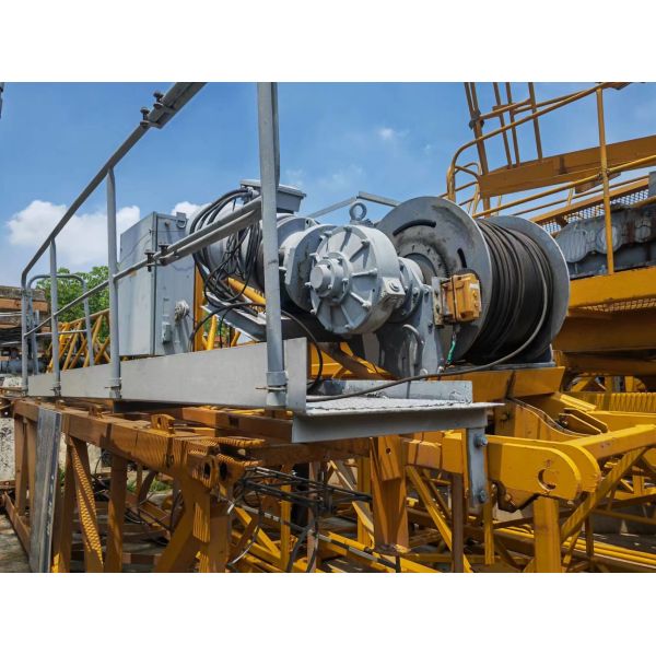 6 toneladas de guindaste de torre usado com secção de mastro L46A1 para projeto de construção de 11 camadas