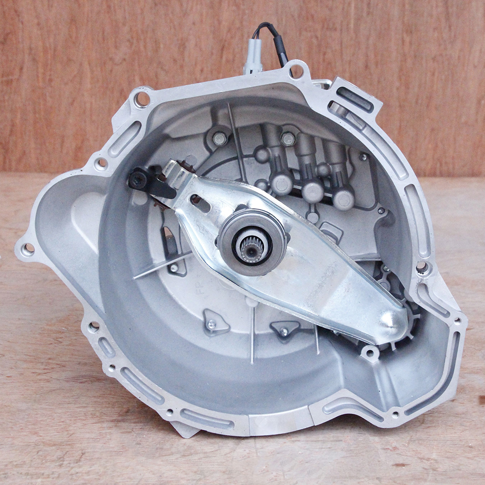 Zpartners SC12M5B19 Manual Transmission Assembly Gearbox for Wuling Hongguang V CN100V 1.2L OEM Auto Parts Replacement