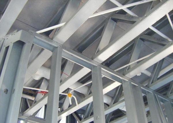 Prédios de apartamentos da casa pré-fabricada da estrutura da armação de aço da luz de SOHO para o aluguel para a venda
