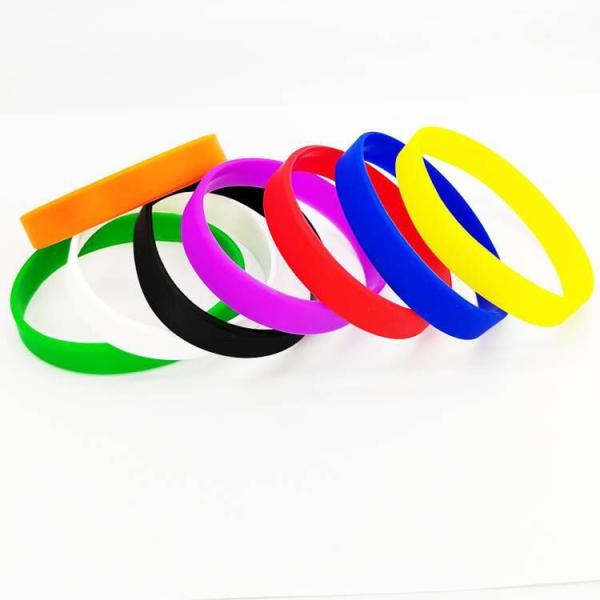 Des bracelets en silicone personnalisés Festival pour la publicité Des bracelets en silicone Promotion événement d'affaires Des bracelets