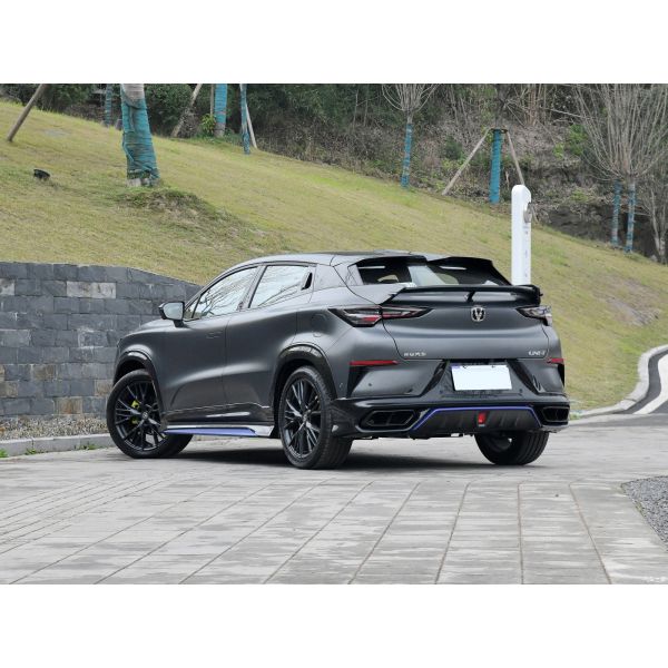 2023 Nouveau SUV à essence 5 places Changan Uni-T voiture à essence en stock