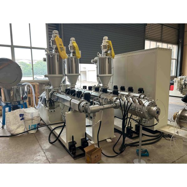 PPR Pipe Machine Extruder Machinery Energy Saving  PPR Pipe Extrusion Production Line Manufacture