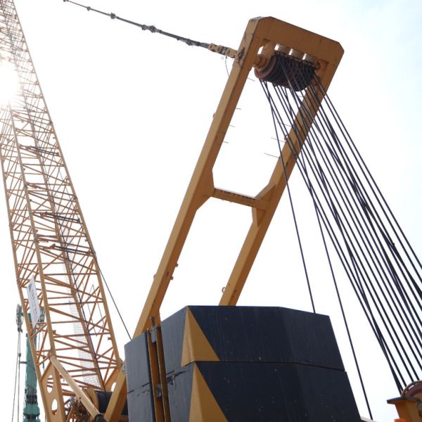 13m-60m Boom 150T grúa de rastreo / grúas de rastreo de segunda mano 298kW