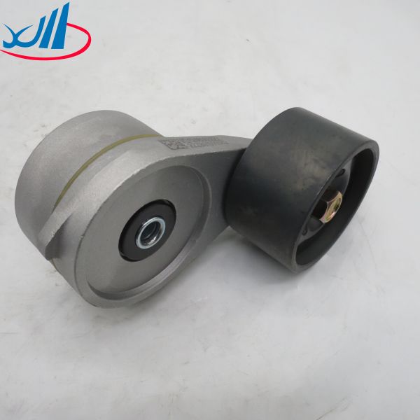 Original Sinotruk HOWO A7 Engine Parts Belt Tensioner Pulley VG1246060022