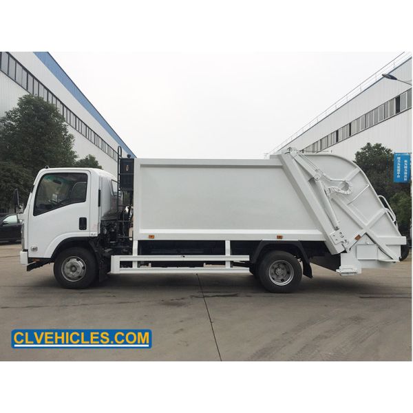 ISUZU ELF Diesel Waste Management Garbage Truck 190hp 10ton