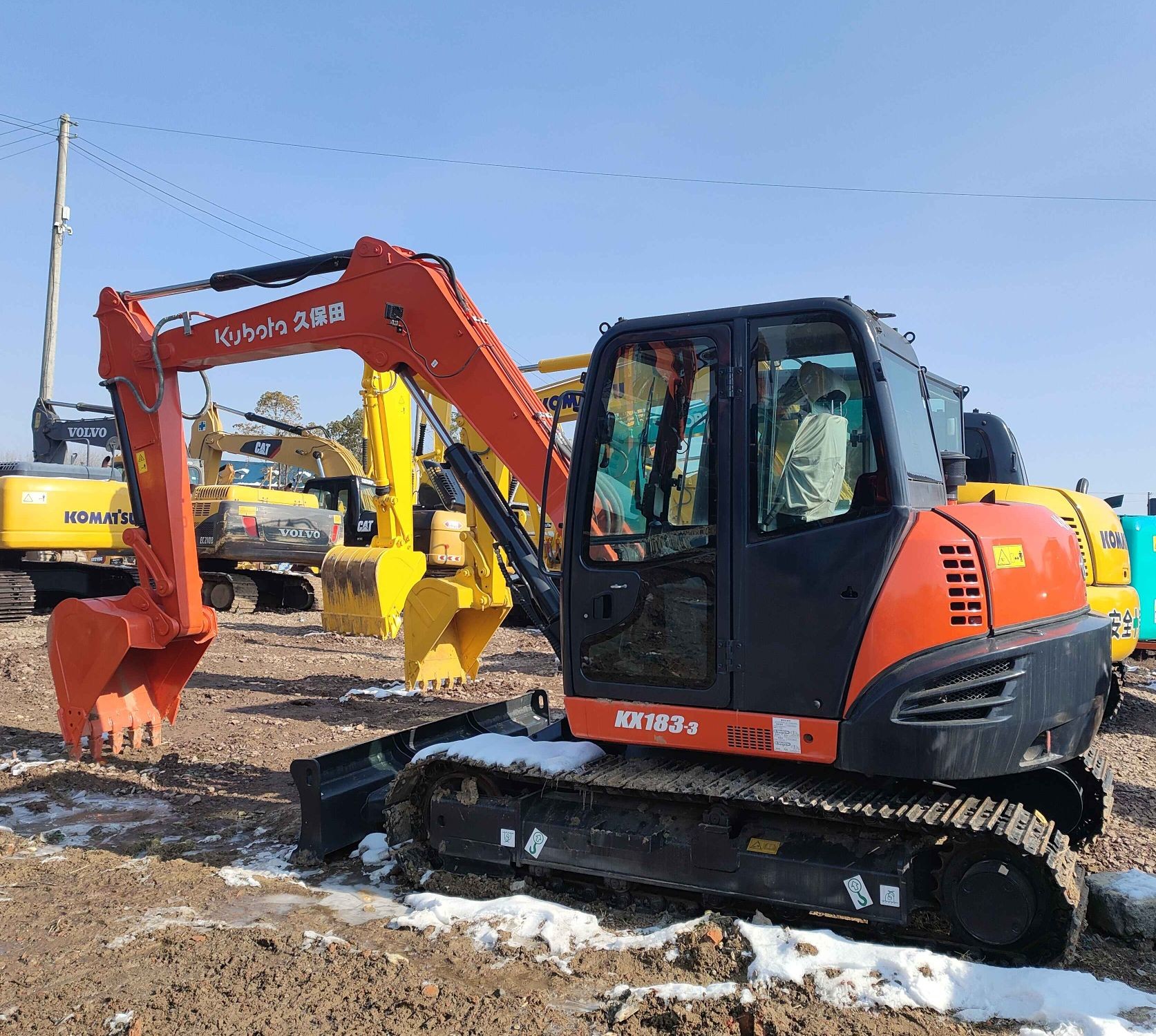KX183-3 Kubota Crawler Excavator Мощный двигатель Компактный дизайн Легкий контроль Стабильная производительность