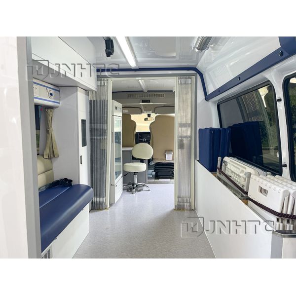 Медицинское Euro5 мобильная Аварийная ситуация Вакцинирование Van Машина скорой помощи Автомобиль