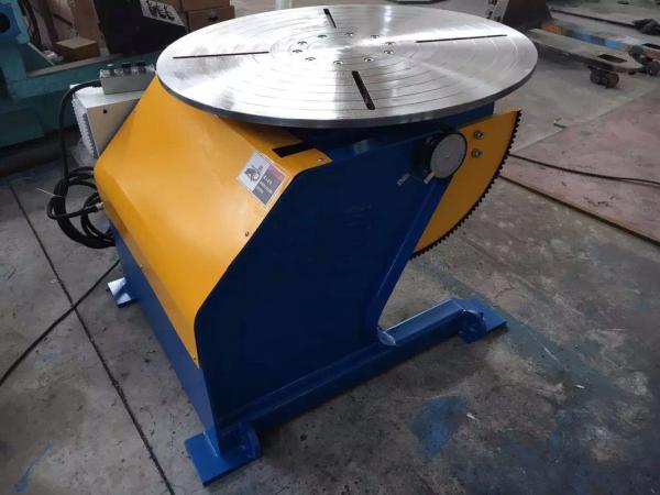 Tilting Welding Positioner Turn table Revolving by VFD Machine Standing Capacity 1200Kg with Truck