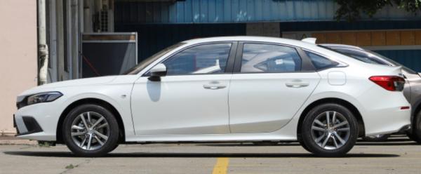 Sedan dos assentos da porta 5 da gasolina 4 da versão do shangqin de Honda Civic 2022 180T CVT