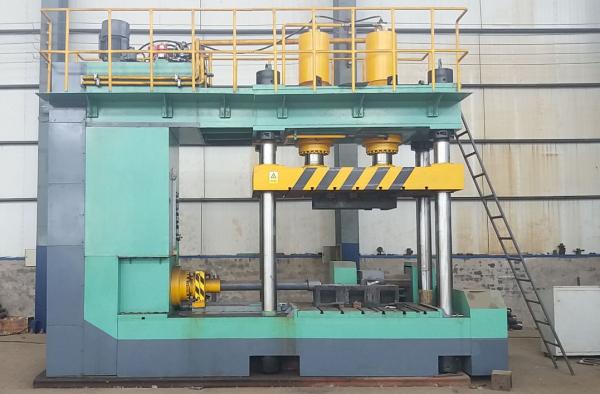 T hidráulico do aço carbono 73mm que forma a máquina