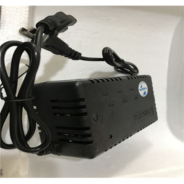 Литий 6.8Ah 12v /5V 13Ah12v li-иона батарей поставки фабрики перезаряжаемые со штепсельной вилкой заряжателя US/EU/AU/UK AC