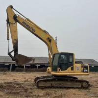 L' excavatrice utilisée Komatsu 210: bien entretenue et prête à l' utilisation