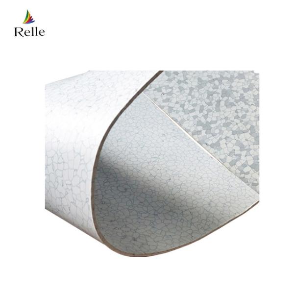 Protéger contre les ESD Plancher antistatique 600x600 Plancher en plastique couvrant 1,8 mm-3,0 mm