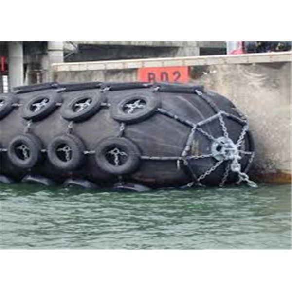 0.5m - шлюпка 3.3m безопасная причаливая обвайзеры с покрышкой и цепью