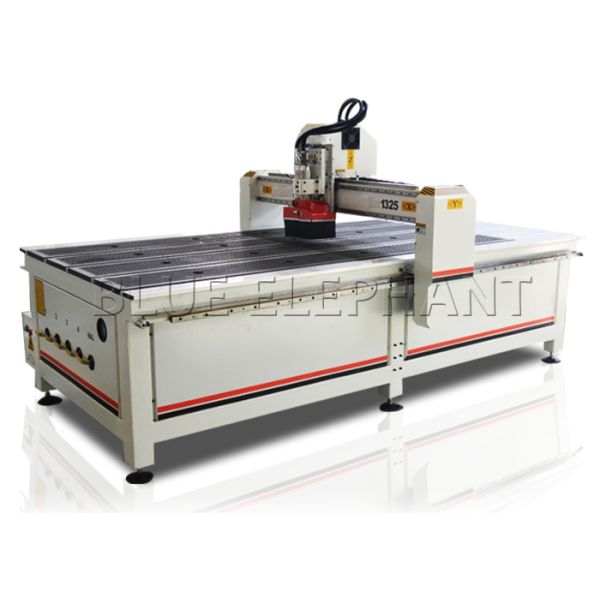 Japan / Taiwan / German servo motor , Taiwan linear rail , Taiwan SYNTEC controller , ELE - 1325 wood carving machine