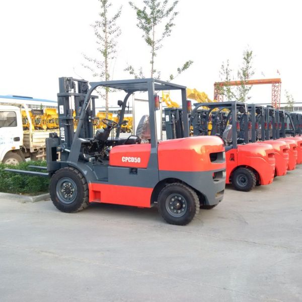 Diesel Power Forklift Truck Scale 4.5 5.0 Ton Diesel Forklift with Imported Engine
