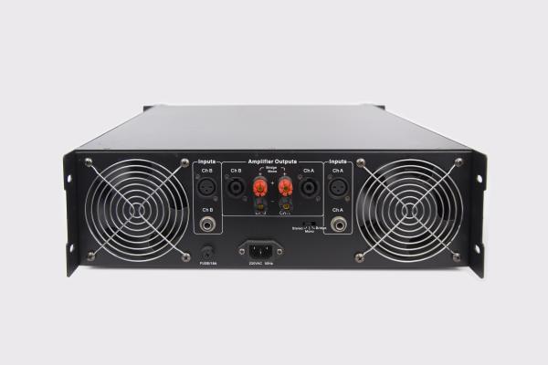 P4 2 X 700W 2チャネルH級電源増幅器 ブラック/シルバー