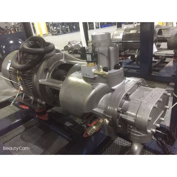 50HP Hot Type Optimum Valued Screw Air Compressor with Mute Function and Direct Drive