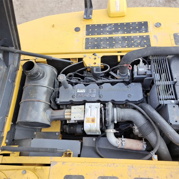 Japan Used Excavator PC240LC Second Hand Komatsu PC240LC-8 Crawler Excavator 2023 Model
