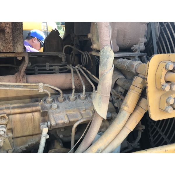 Бульдозер гусеницы строительного оборудования Д6г первоначального цвета подержанный старый