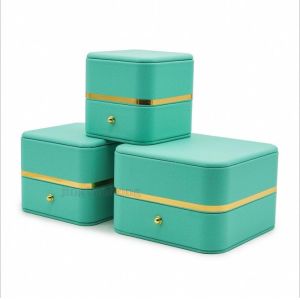 Handmade High-Quality Leather Jewelry Box with Velvet Lining for Elegant Jewelry