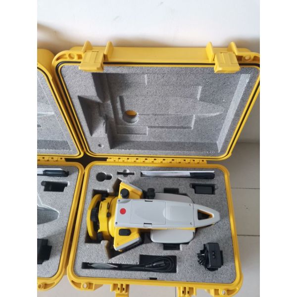 South Total Station NTS-332R10 Total Station with Bluetooth and USB port reflectorless distance 1000m