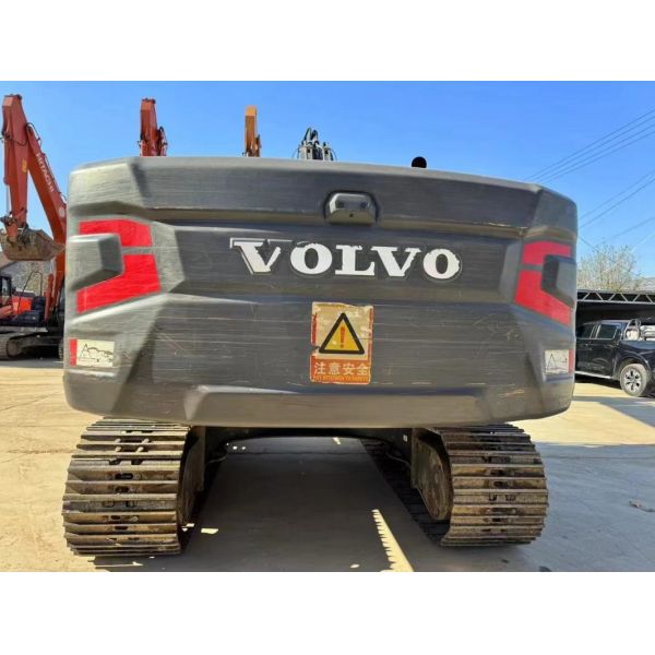 20Ton Used Volvo Excavators Volvo Ec200 Machine 0.85M3 Bucket Capacity