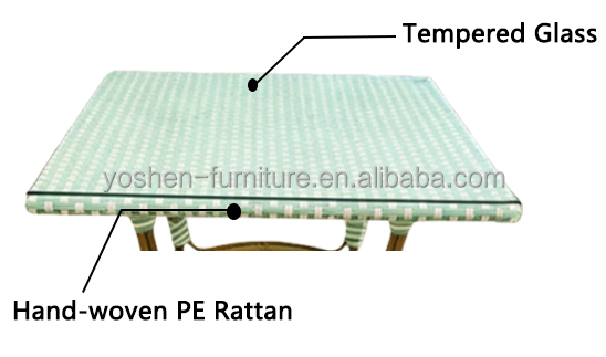 Easy Clean 4 Seater square Aluminum Rattan Dining Table for Hote Restaurant with Glass Top