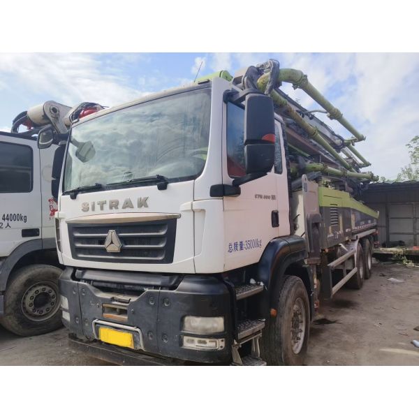 Used 2022 ZOOMLION 49M Concrete pump using SITRAK chassis