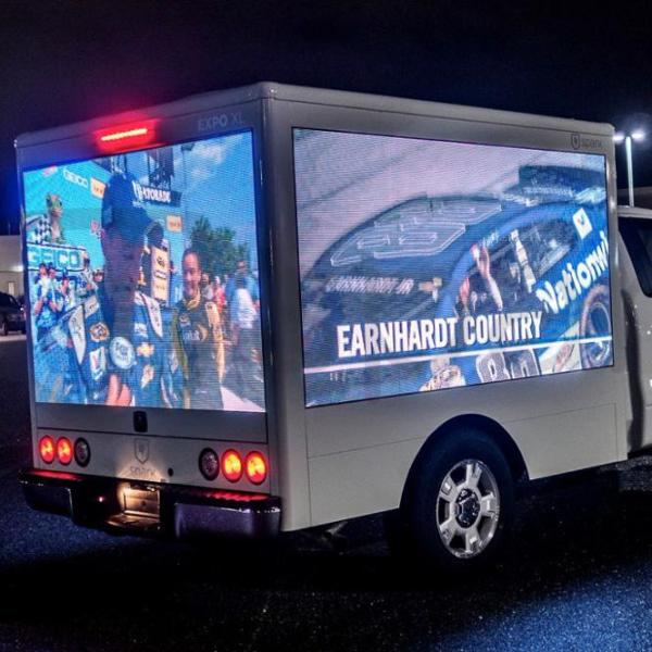 Customized Waterproof Outdoor LED Video Truck For Food Advertising